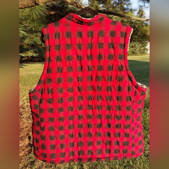 Maurice Women's Reversible Vest. Size 3 (as in 3X). Cotton and Sherpa fabric. - Picture 2 of 6